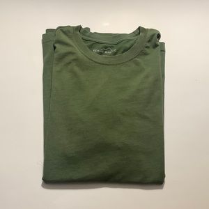 XL Eddie Bauer T- Shirt Olive Green